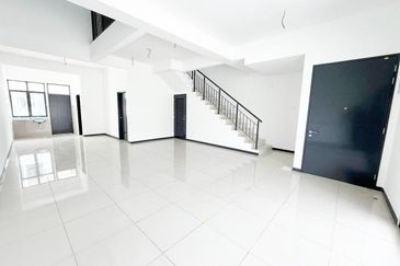 Dahlia Sari @ Saujana Perdana