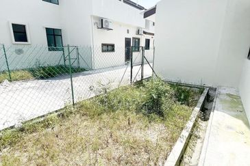 Dahlia Sari @ Saujana Perdana