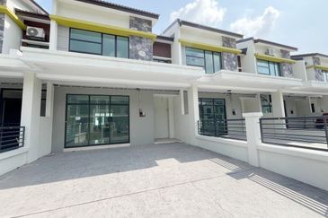 Dahlia Sari @ Saujana Perdana