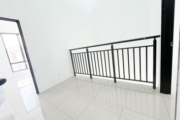 Dahlia Sari @ Saujana Perdana