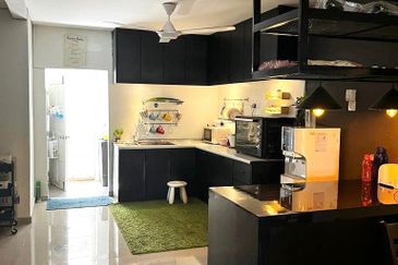 FACING FIELD💥FULL LOAN💥RENOVATED 2 Storey Taman Permata Melawati KL