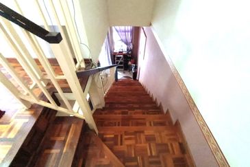 TAMAN ALAI PERDANA (CRISTAL BAY)