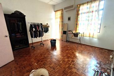 TAMAN ALAI PERDANA (CRISTAL BAY)