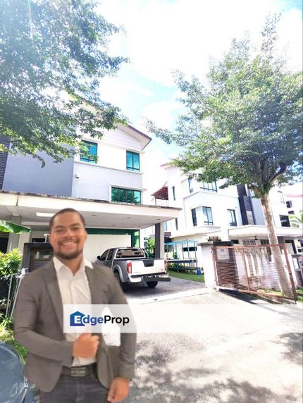 FREEHOLD💥FULL LOAN💥EXTENDED 3 Storey Semi D Taman Tropika 2 Sg Tangkas Bangi, Selangor, Kajang