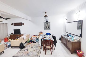 Jalan Sepah Puteri 5/12