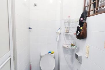 Jalan Sepah Puteri 5/12