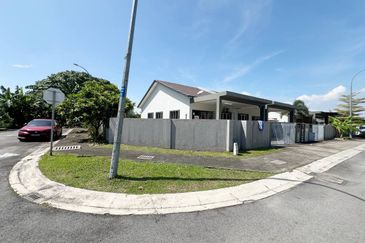 Seksyen 30, Shah Alam