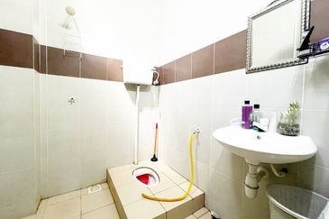 Seksyen 30, Shah Alam