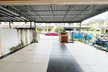 Kota Puteri, Batu Arang