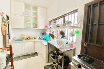 Jalan Setia Permai U13/41E