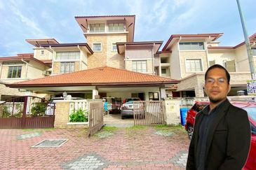 RENOVATED EXTENDED💥FULL LOAN💥2 Storey Jalan Jendela U8 Bukit Jelutong