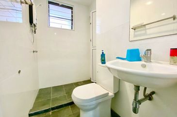 RENOVATED EXTENDED💥FULL LOAN💥2 Storey Jalan Jendela U8 Bukit Jelutong