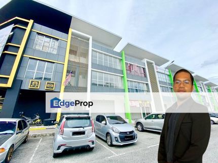 FREEHOLD💥5877sqft💥3 Storey Shop Lot Kubica Square Bandar Puteri Bangi, Selangor, Kajang
