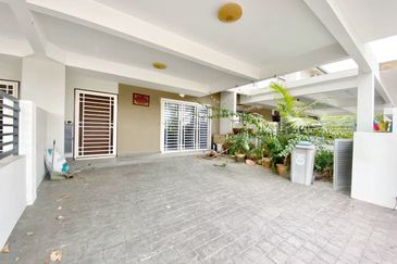 Albury 2 @ Mahkota Hills