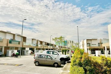 Casa Bluebell @ Cybersouth