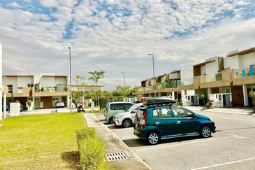 Casa Bluebell @ Cybersouth