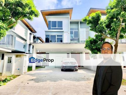 FACING OPEN💥RENOVATED💥3 Storey Semi-D Parkfield Residences Tropicana Heights Kajang, Selangor, Kajang