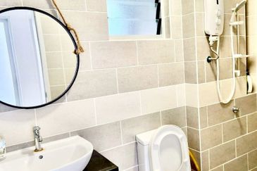 Parkfield Residences, Tropicana Heights