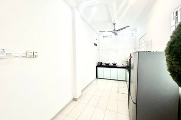 Jalan Setia Impian U13/5F