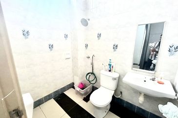 Jalan Setia Impian U13/5F