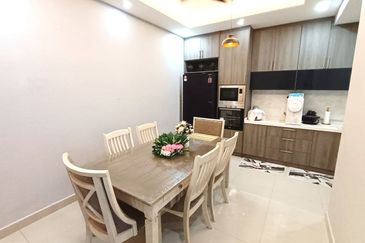 Crescent Park Townvilla