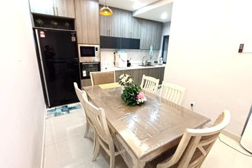 Crescent Park Townvilla