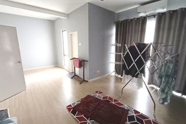 Crescent Park Townvilla