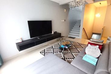 Crescent Park Townvilla