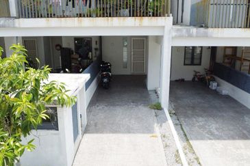 Crescent Park Townvilla