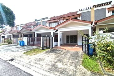 Ayu Lestari, Alam Nusantara