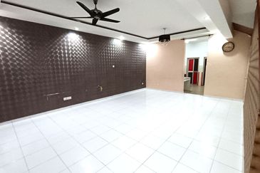 Ayu Lestari, Alam Nusantara