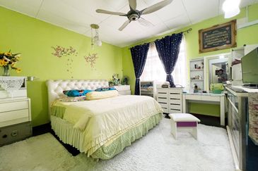 Jalan Setia Impian U13/5F