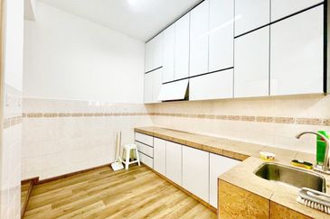 FACING OPEN💥FREEHOLD💥Double Storey Mutiara Damansara