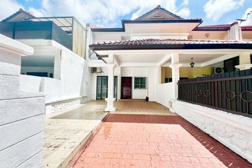 FACING OPEN💥FREEHOLD💥Double Storey Mutiara Damansara