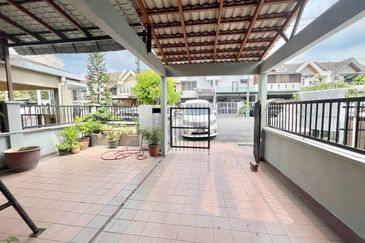 RENOVATED EXTENDED💥FULL LOAN💥2 Storey Terrace Taman Setiawangsa KL