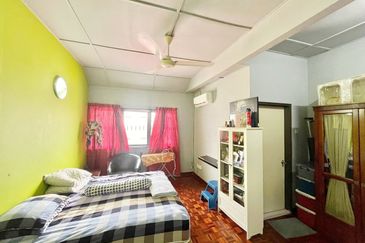 RENOVATED EXTENDED💥FULL LOAN💥2 Storey Terrace Taman Setiawangsa KL