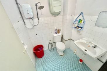 RENOVATED EXTENDED💥FULL LOAN💥2 Storey Terrace Taman Setiawangsa KL