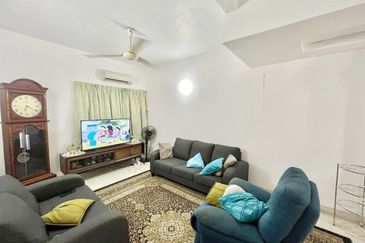 RENOVATED EXTENDED💥FULL LOAN💥2 Storey Terrace Taman Setiawangsa KL