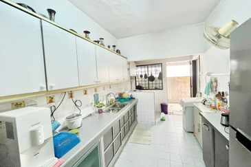 RENOVATED EXTENDED💥FULL LOAN💥2 Storey Terrace Taman Setiawangsa KL