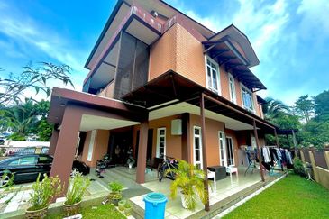 Jalan Puncak Setiawangsa 1 