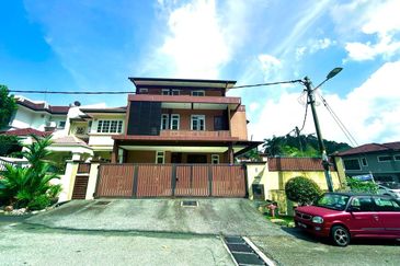 Jalan Puncak Setiawangsa 1 