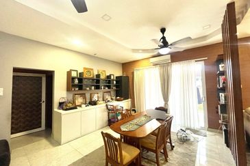 Jalan Puncak Setiawangsa 1 