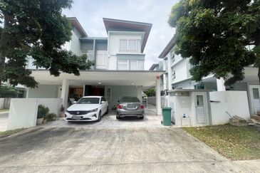 Parkfield Residences, Tropicana Heights