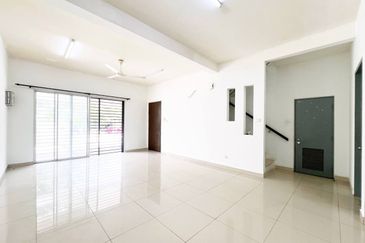 Pinggiran Sungai Buloh