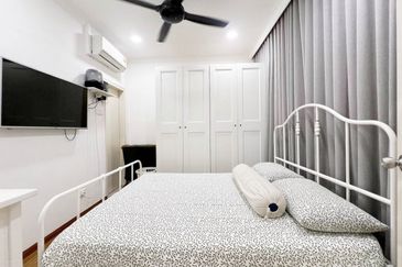 PR1MA Lakefront Homes