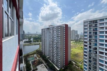 PR1MA Lakefront Homes