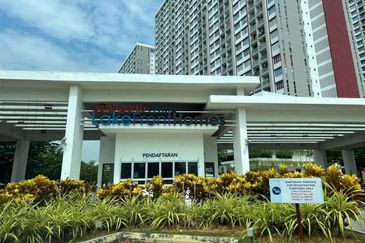 PR1MA Lakefront Homes