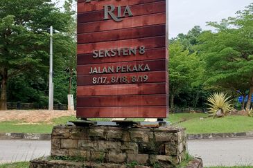 Seksyen 8, Kota Damansara