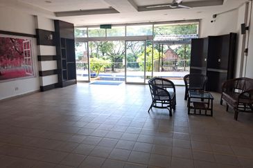 GOLFVIEW SER. AP'MENT/JANAVIEW CONDOTEL