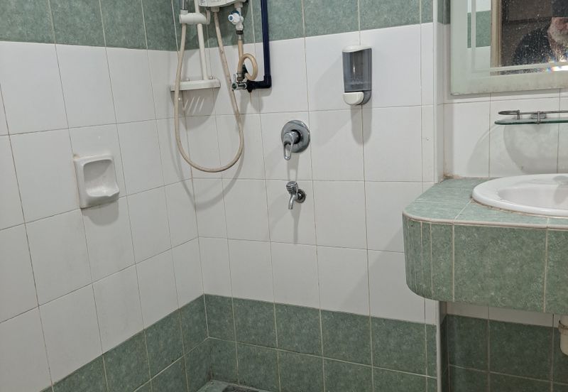 GOLFVIEW SER. AP'MENT/JANAVIEW CONDOTEL